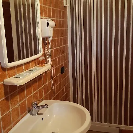 Pingitore مزرعة للإقامة Luzzi