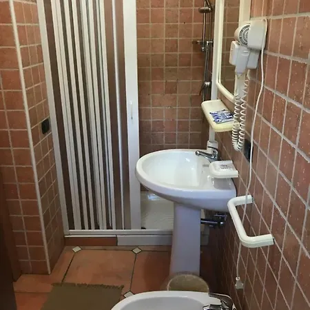 Pingitore مزرعة للإقامة Luzzi