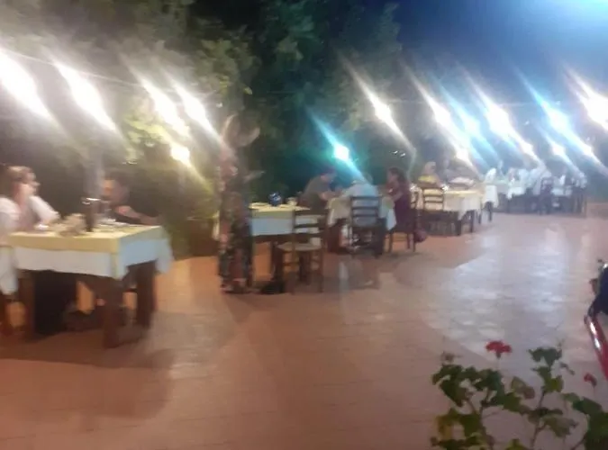 בית חווה Pingitore Luzzi