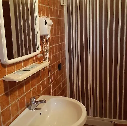 Pingitore בית חווה Luzzi