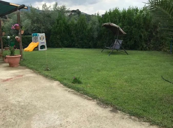 Pingitore 农家乐 Luzzi